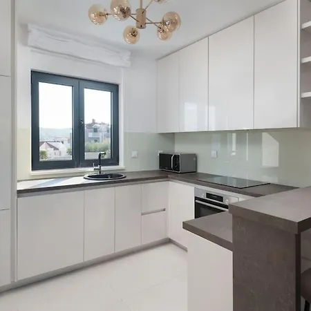 Palm Bay 2, Heated Pool - 10 M From The Sea