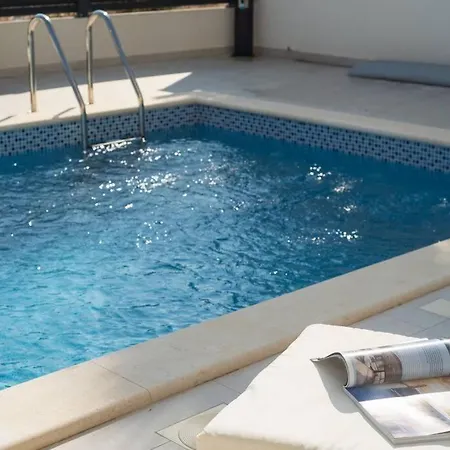 Vila Palm Bay 2, Heated Pool - 10 M From The Sea Ražanj