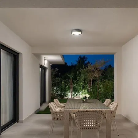 Palm Bay 2, Heated Pool - 10 M From The Sea Villa *