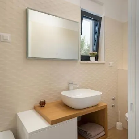 Palm Bay 2, Heated Pool - 10 M From The Sea *