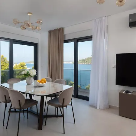 Villa Palm Bay 2, Heated Pool - 10 M From The Sea *