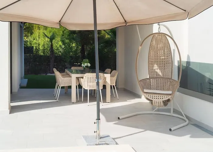 Palm Bay 2, Heated Pool - 10 M From The Sea Ražanj