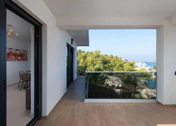 Palm Bay 2, Heated Pool - 10 M From The Sea Ražanj