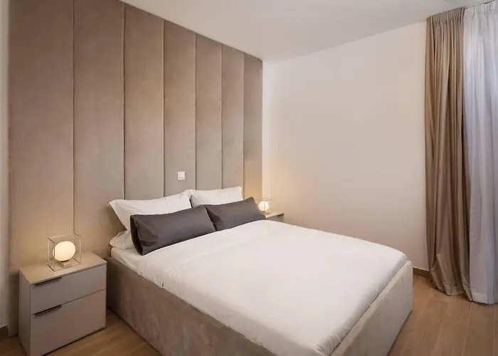 Villa Palm Bay 2, Heated Pool - 10 M From The Sea *