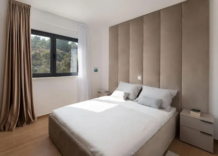 Palm Bay 2, Heated Pool - 10 M From The Sea Ražanj